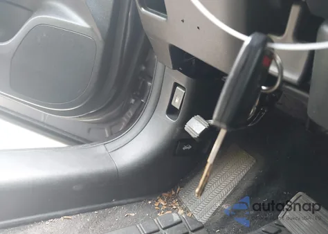 2015 Honda Cr-V Lx z USA, uszkodzony, nr VIN 5J6RM4H36FL030980